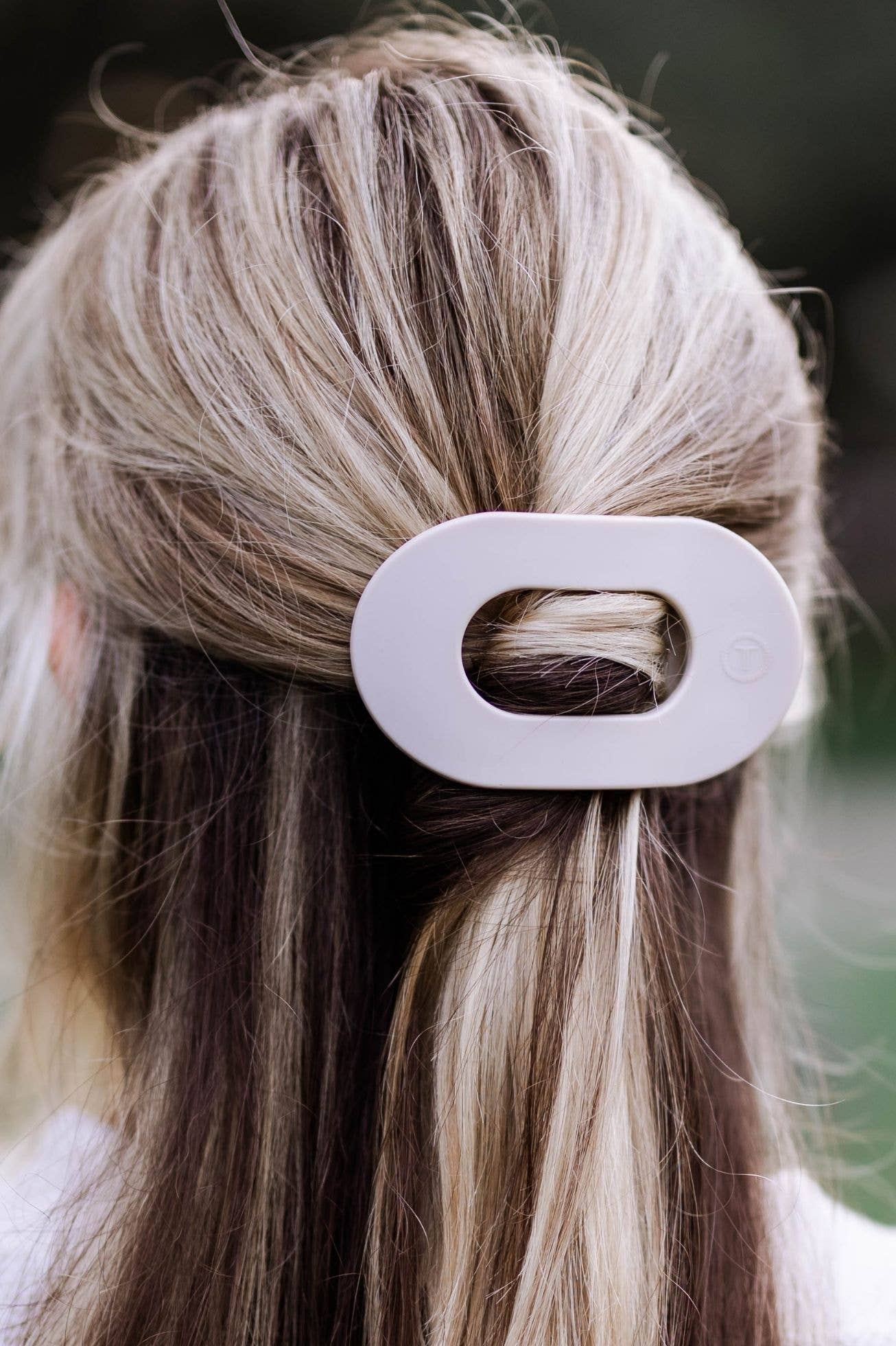 TELETIES - Round Flat Hair Clip | Med. | Silver Flames