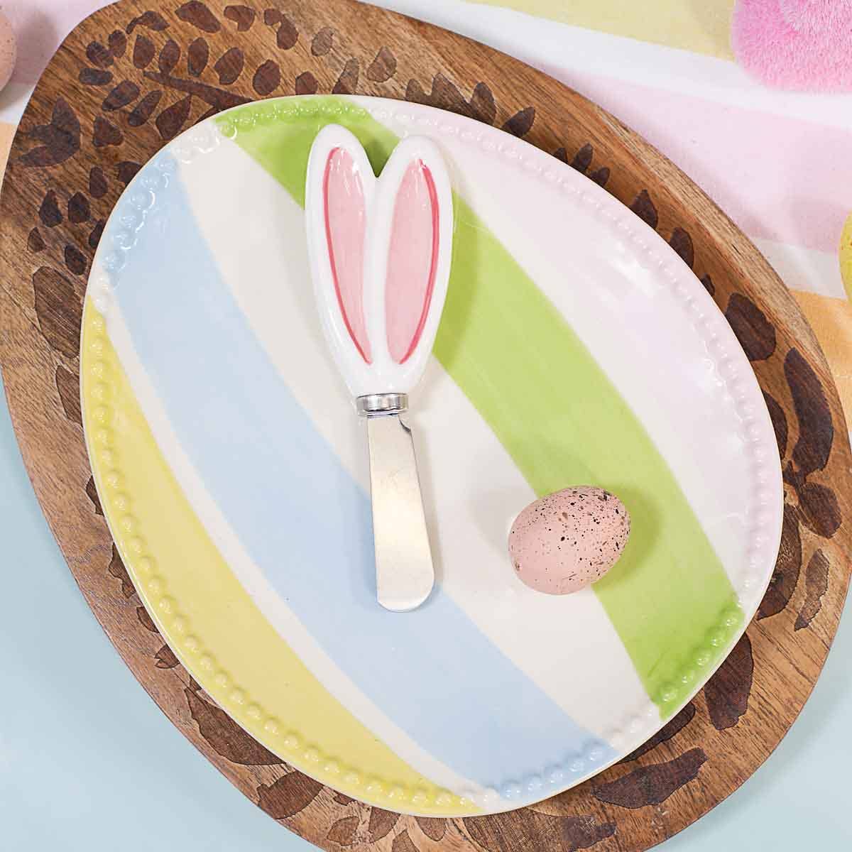 The Royal Standard - Candy Stripe Egg Plate   White/Multi   8.75x7.25